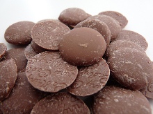 CADBURY GOLD DARK BUTTONS 15KG 620758